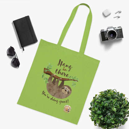 Tote Bag “Hang in There” – Luiaard Quote Tas | Lime & Orange | Creatieve Aap