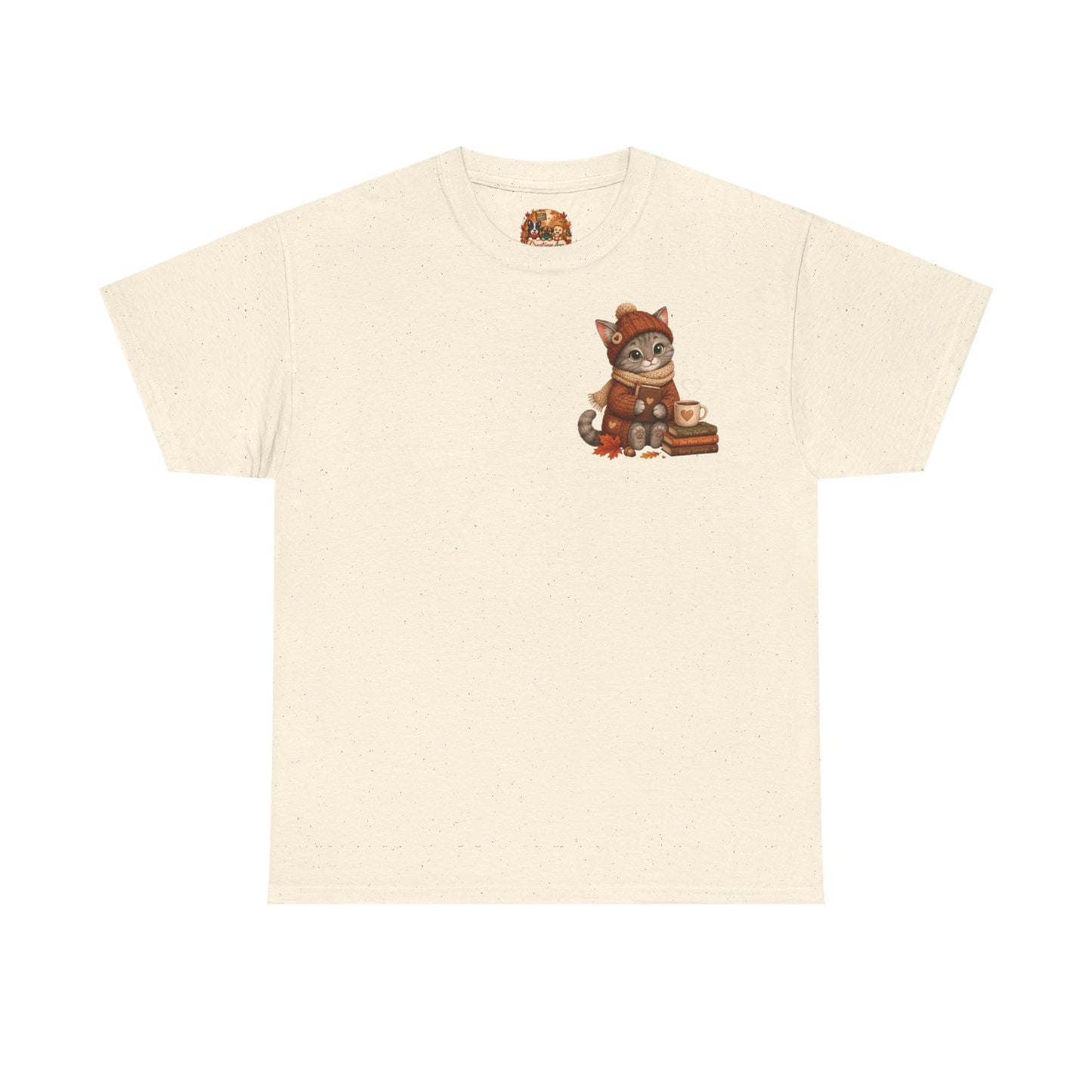 Shelby Cozy Reading Café Herfst T-Shirt – Unisex Dubbelzijdig Bedrukt | Cozy Kat Shirt | Gildan 5000