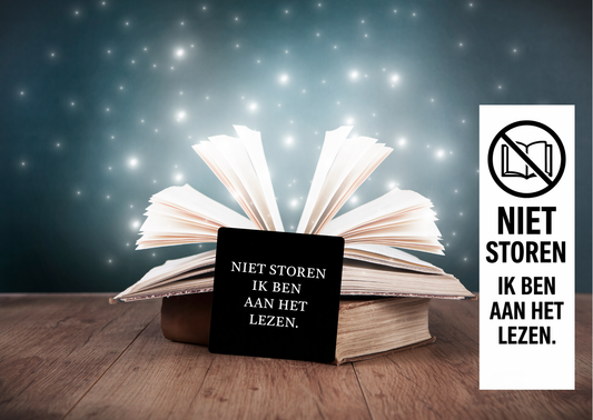 Matte Vinyl Sticker – Niet storen ik ben aan het lezen