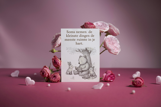 Valentijn Wenskaart – “Soms nemen de kleinste dingen…” | Beer Quote | A6