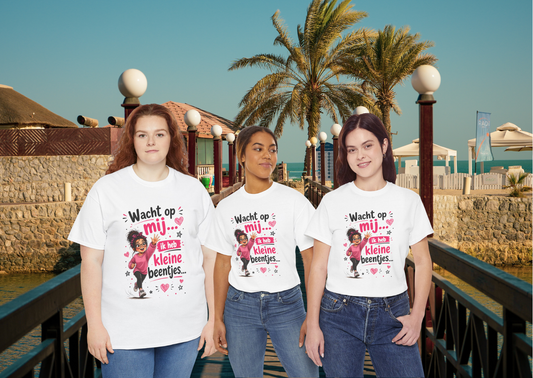 Wacht op mij... Ik heb kleine beentjes – Grappig Uniseks Humor T-shirt